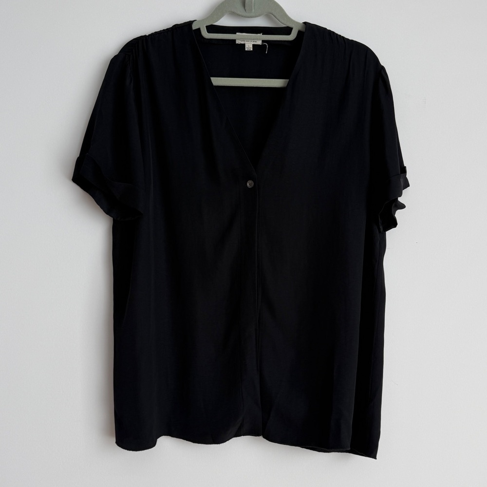 Black Women's Short Sleeve Tee